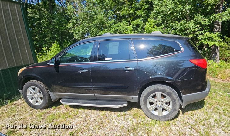 image for item LW9739 2010 Chevrolet Traverse LT  SUV