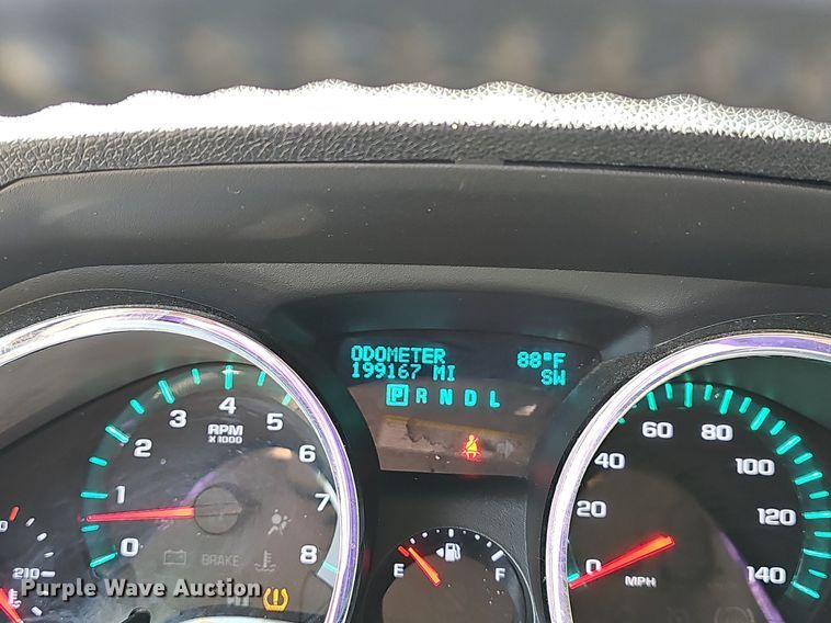 image for item LW9739 2010 Chevrolet Traverse LT  SUV