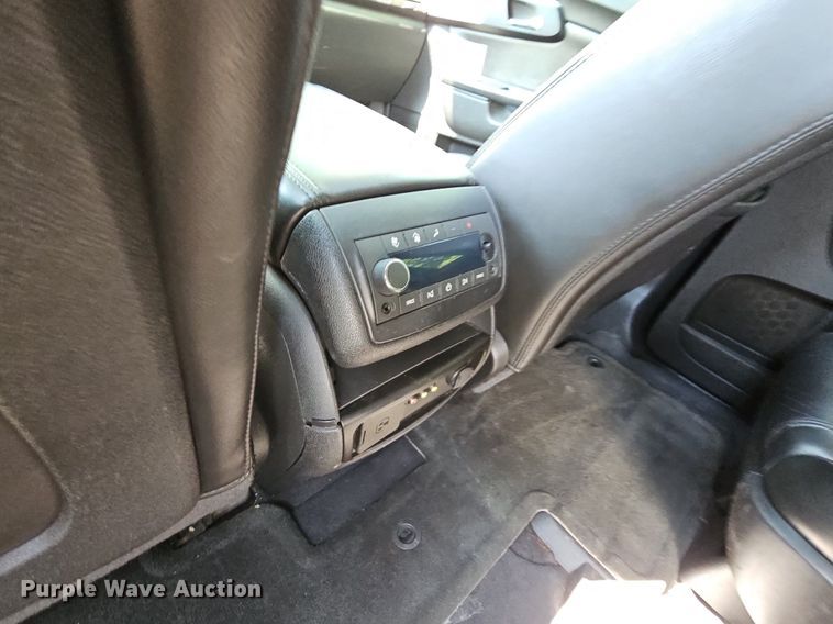 image for item LW9739 2010 Chevrolet Traverse LT  SUV