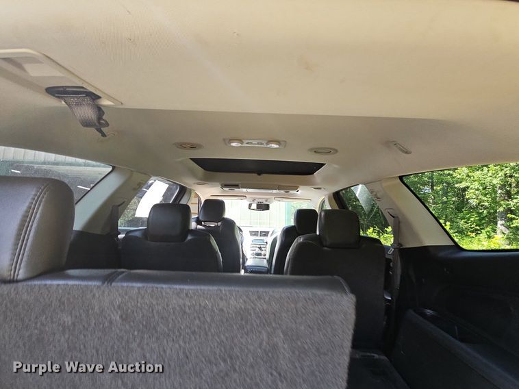 image for item LW9739 2010 Chevrolet Traverse LT  SUV