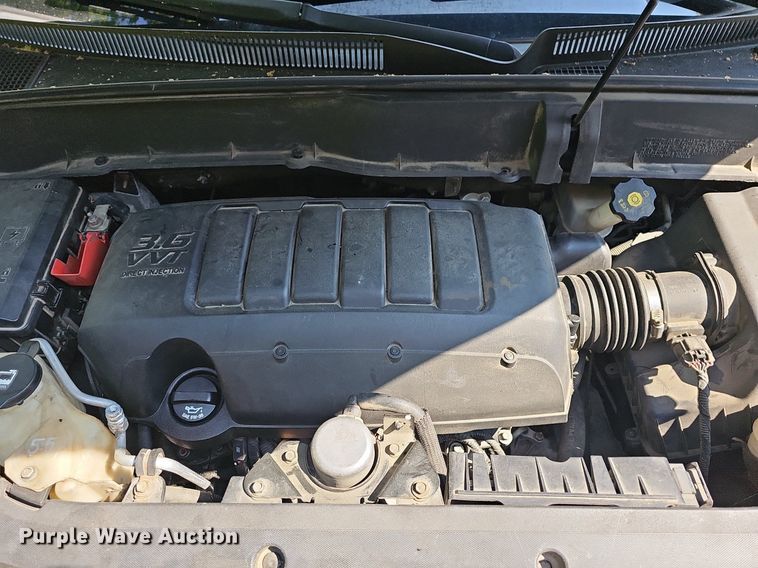 image for item LW9739 2010 Chevrolet Traverse LT  SUV