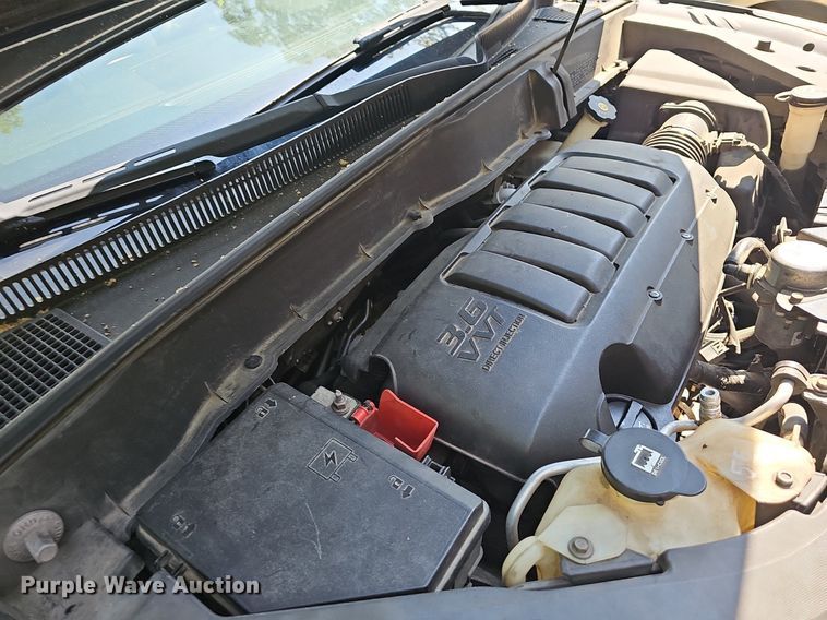 image for item LW9739 2010 Chevrolet Traverse LT  SUV