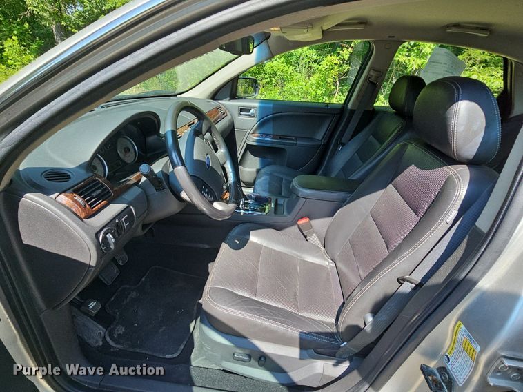 image for item LW9740 2008 Ford Taurus