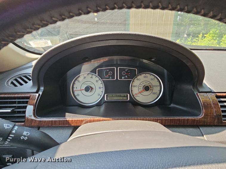 image for item LW9740 2008 Ford Taurus