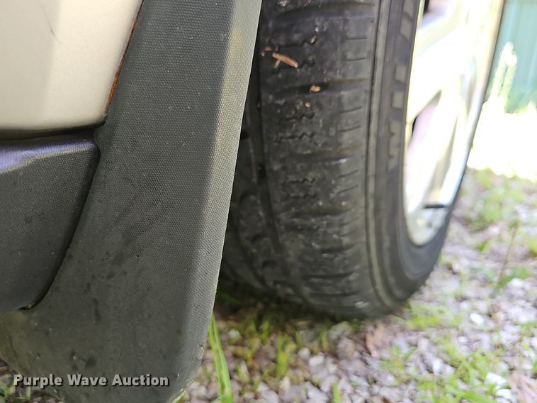 image for item LW9740 2008 Ford Taurus