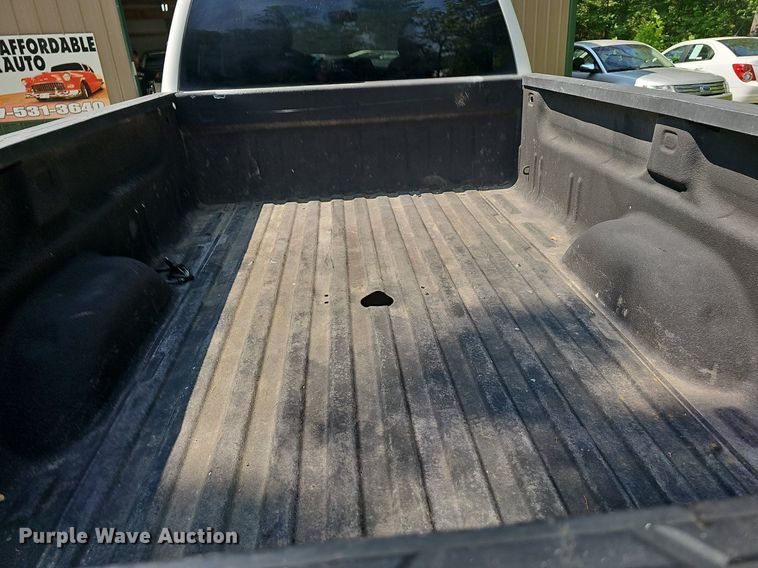 image for item LW9742 2008 Chevrolet Silverado 2500HD  Ext. Cab pickup truck