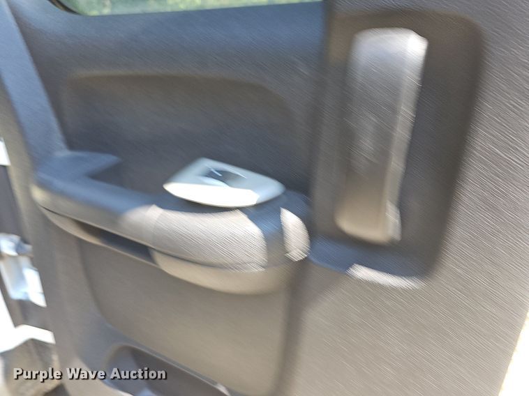 image for item LW9742 2008 Chevrolet Silverado 2500HD  Ext. Cab pickup truck