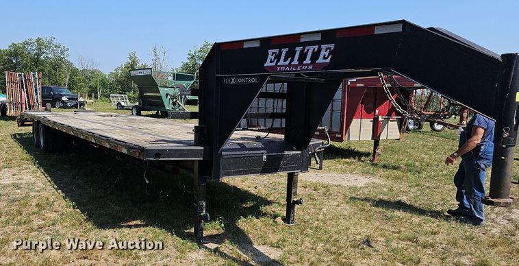 image for item LW9767 2015 Elite  equipment trailer