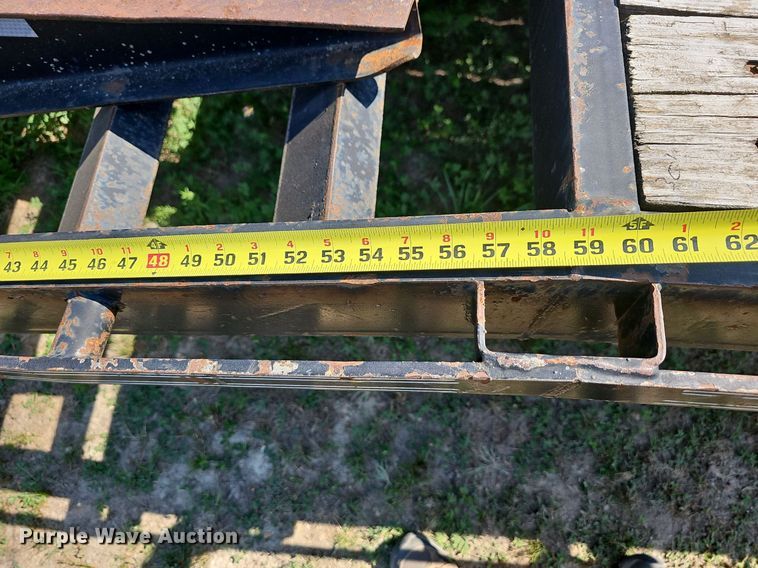 image for item LW9767 2015 Elite  equipment trailer