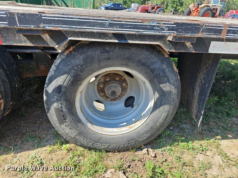 image for item LW9767 2015 Elite  equipment trailer