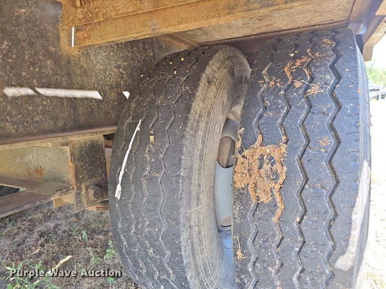 image for item LW9767 2015 Elite  equipment trailer