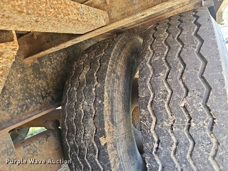 image for item LW9767 2015 Elite  equipment trailer