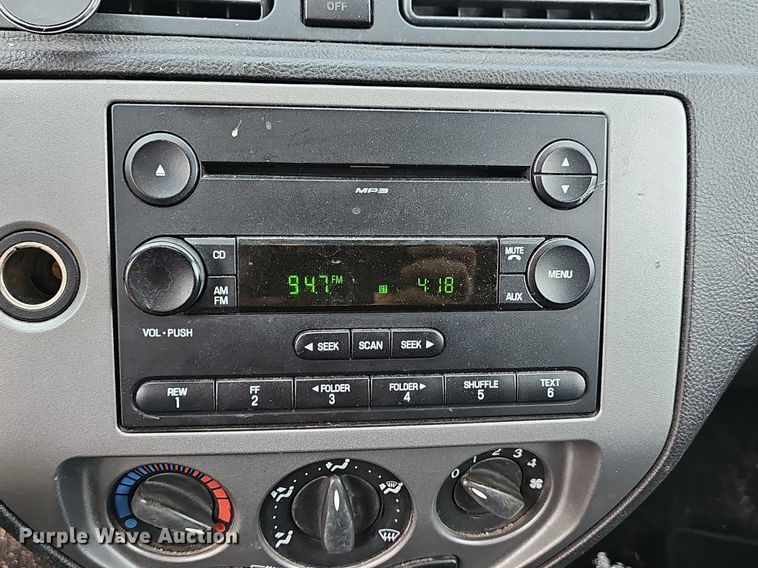 image for item LW9783 2006 Ford Focus ZX5 SES