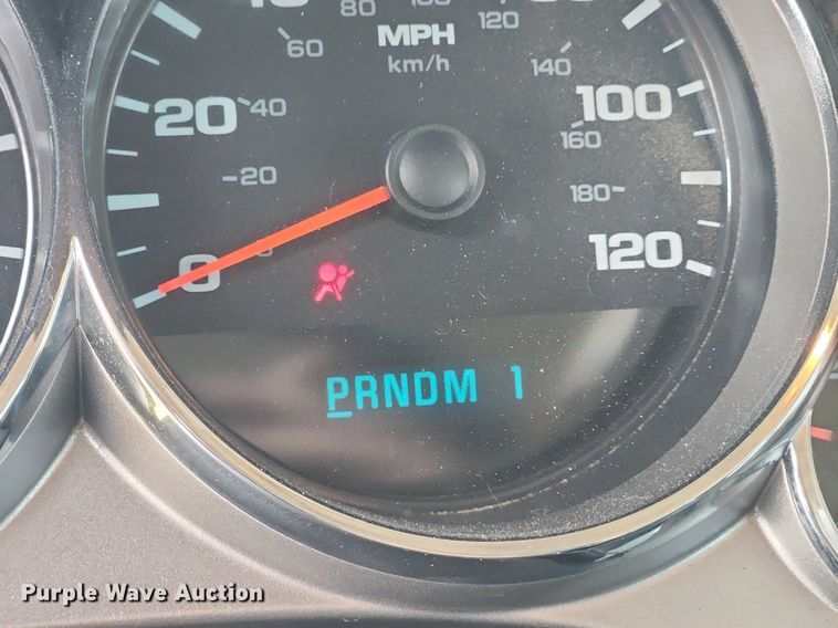 image for item LX9705 2010 Chevrolet Silverado 3500HD  Crew Cab utility bed pickup truck