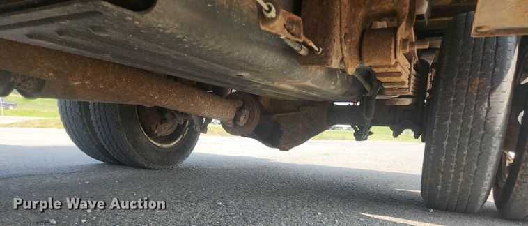 image for item LX9705 2010 Chevrolet Silverado 3500HD  Crew Cab utility bed pickup truck