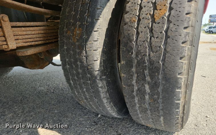 image for item LX9705 2010 Chevrolet Silverado 3500HD  Crew Cab utility bed pickup truck