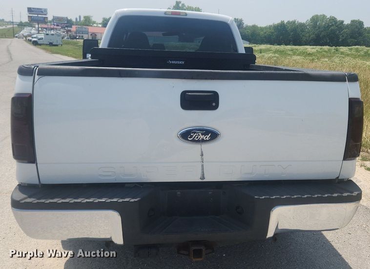 image for item LX9736 2009 Ford F250 Super Duty XL  pickup truck