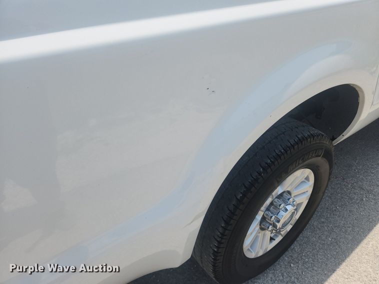 image for item LX9736 2009 Ford F250 Super Duty XL  pickup truck