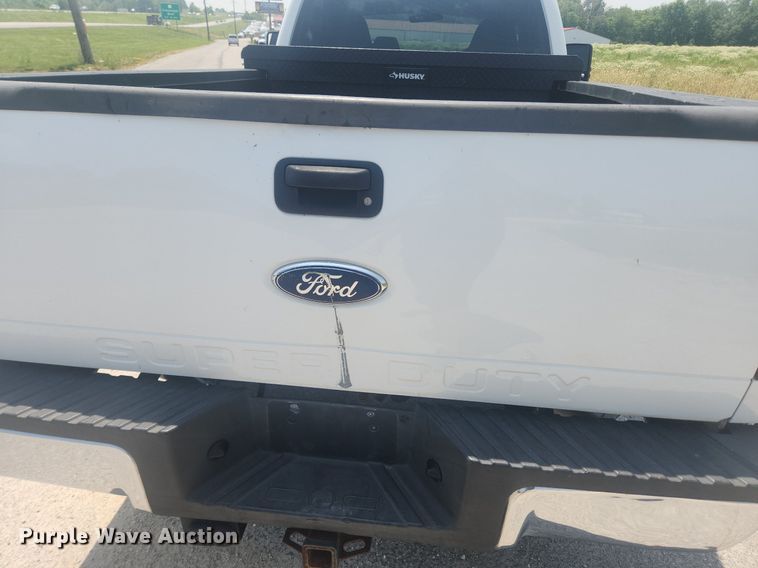image for item LX9736 2009 Ford F250 Super Duty XL  pickup truck