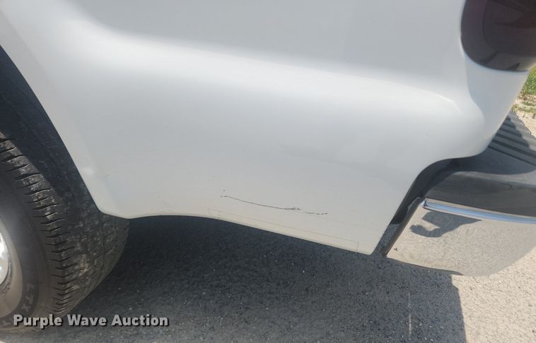 image for item LX9736 2009 Ford F250 Super Duty XL  pickup truck