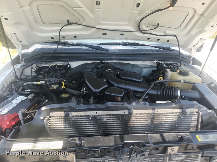 image for item LX9736 2009 Ford F250 Super Duty XL  pickup truck