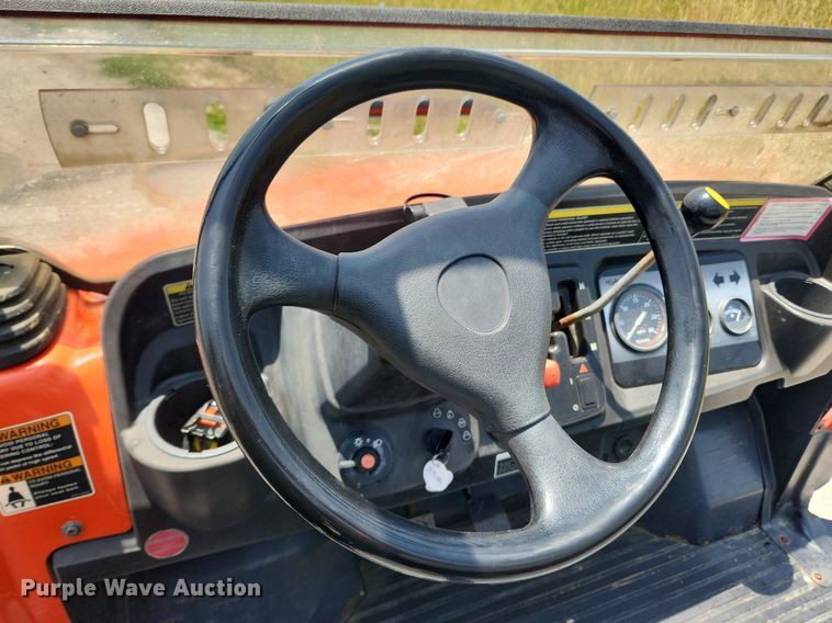 image for item LX9737 2014 Kubota RTV1140CPX  utility vehicle