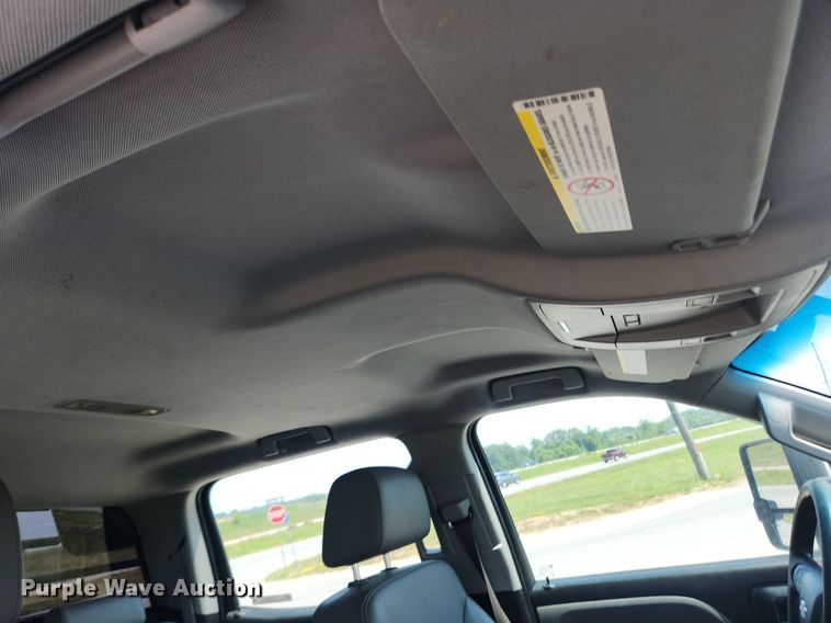 image for item LX9738 2016 Chevrolet Silverado 2500HD LS  Crew Cab flatbed pickup truck