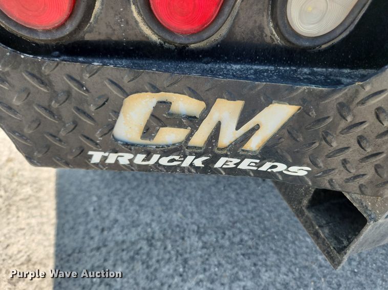 image for item LX9738 2016 Chevrolet Silverado 2500HD LS  Crew Cab flatbed pickup truck