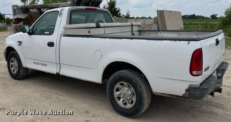 image for item LY9738 1998 Ford F250  pickup truck