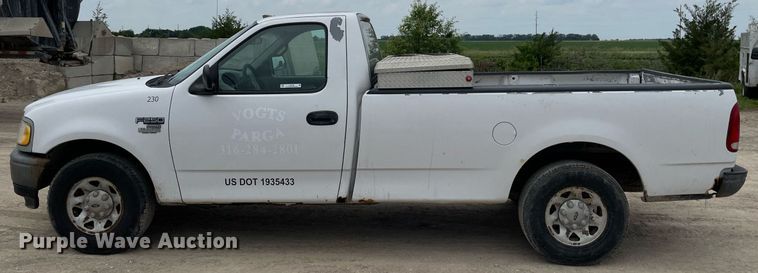 image for item LY9738 1998 Ford F250  pickup truck