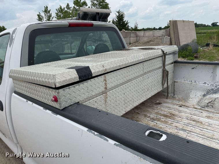 image for item LY9738 1998 Ford F250  pickup truck