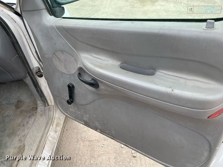 image for item LY9738 1998 Ford F250  pickup truck