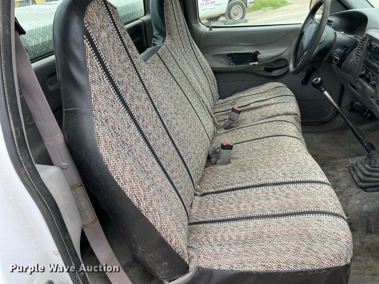 image for item LY9738 1998 Ford F250  pickup truck