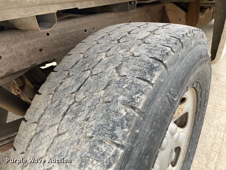 image for item LY9738 1998 Ford F250  pickup truck