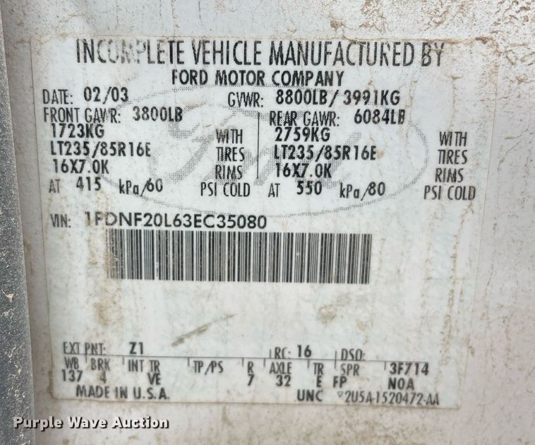 image for item LY9739 2003 Ford F250  utility bed pickup truck