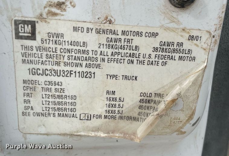 image for item LY9740 2002 Chevrolet Silverado 3500  Crew Cab utility bed pickup truck