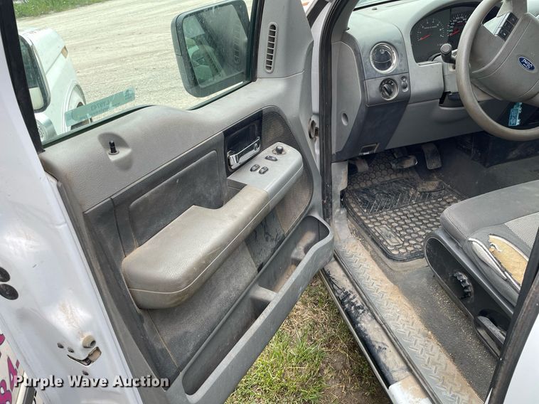 image for item LY9743 2006 Ford F150  pickup truck