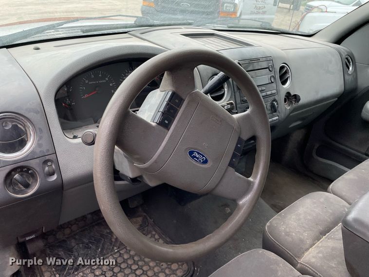 image for item LY9743 2006 Ford F150  pickup truck