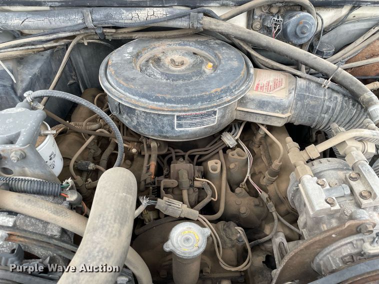 image for item LY9744 1986 Ford F250  SuperCab pickup truck