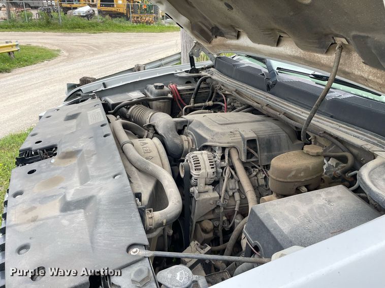 image for item LY9747 2009 Chevrolet Silverado 2500HD  Crew Cab pickup truck