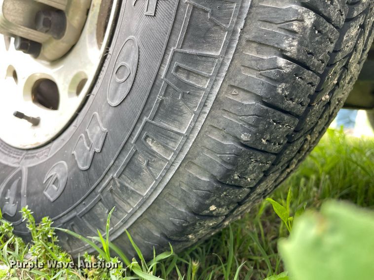 image for item LY9747 2009 Chevrolet Silverado 2500HD  Crew Cab pickup truck