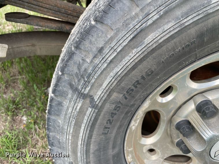 image for item LY9747 2009 Chevrolet Silverado 2500HD  Crew Cab pickup truck