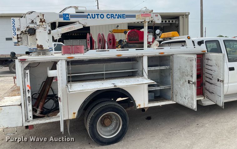 image for item LY9748 1991 Chevrolet K3500  Ext. Cab utility bed pickup truck