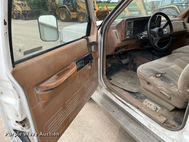 image for item LY9748 1991 Chevrolet K3500  Ext. Cab utility bed pickup truck