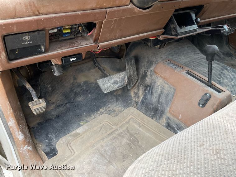 image for item LY9748 1991 Chevrolet K3500  Ext. Cab utility bed pickup truck