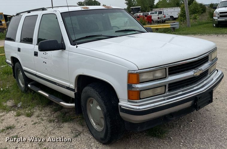 image for item LY9750 1999 Chevrolet Tahoe  SUV