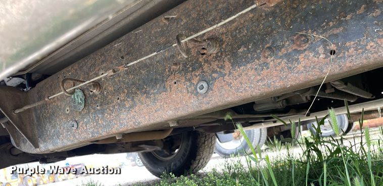 image for item LY9750 1999 Chevrolet Tahoe  SUV