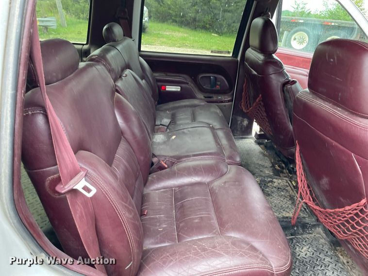 image for item LY9750 1999 Chevrolet Tahoe  SUV