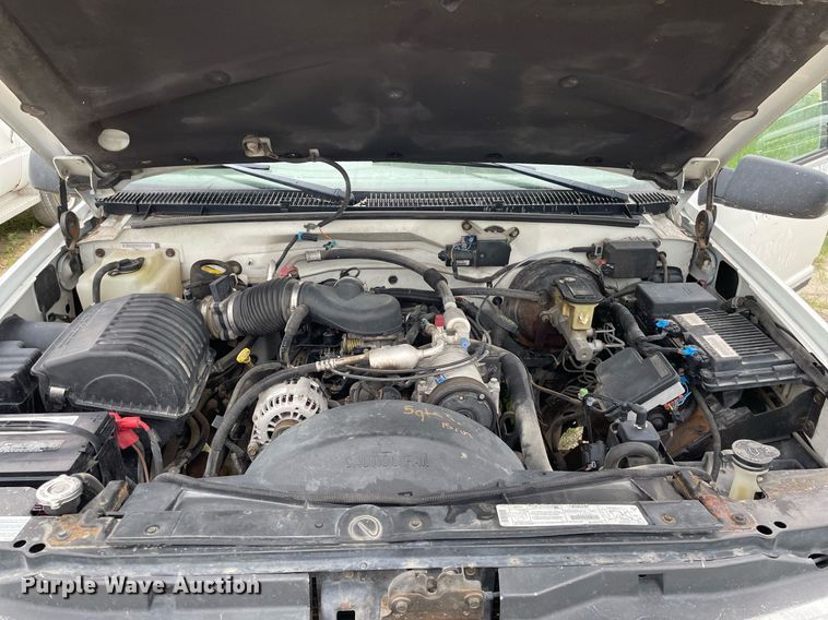 image for item LY9750 1999 Chevrolet Tahoe  SUV