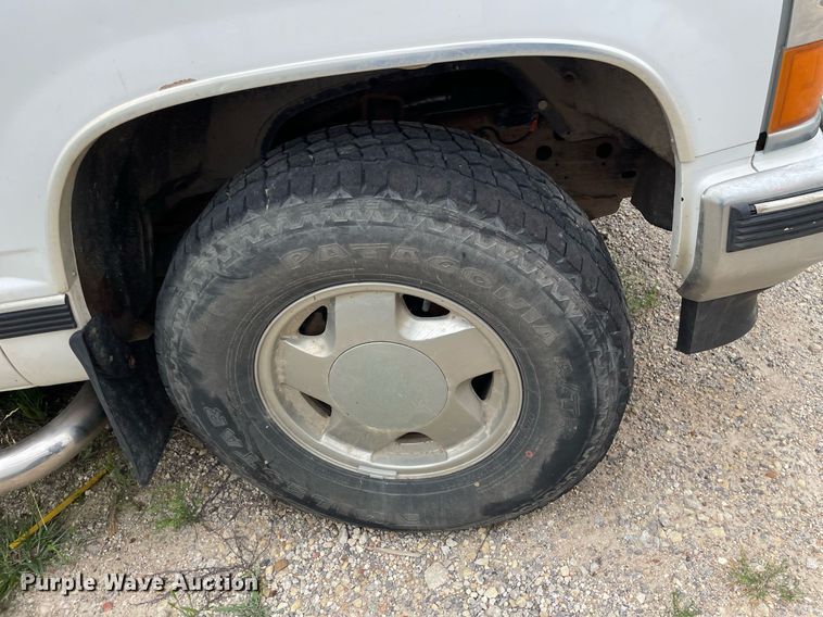 image for item LY9750 1999 Chevrolet Tahoe  SUV